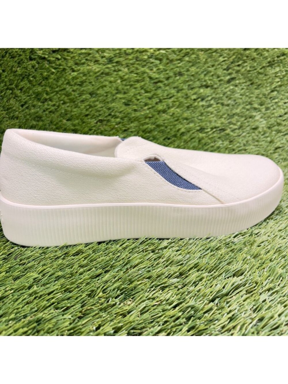 Allbirds Lounger Lift Women Size 10.5 Ivory Blue Athletic Slip On Shoes Sneakers